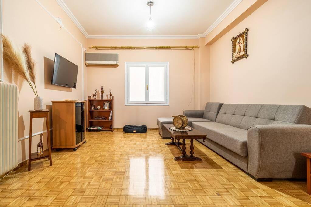 Modern African-Inspired Flat Apartment Athens Ngoại thất bức ảnh