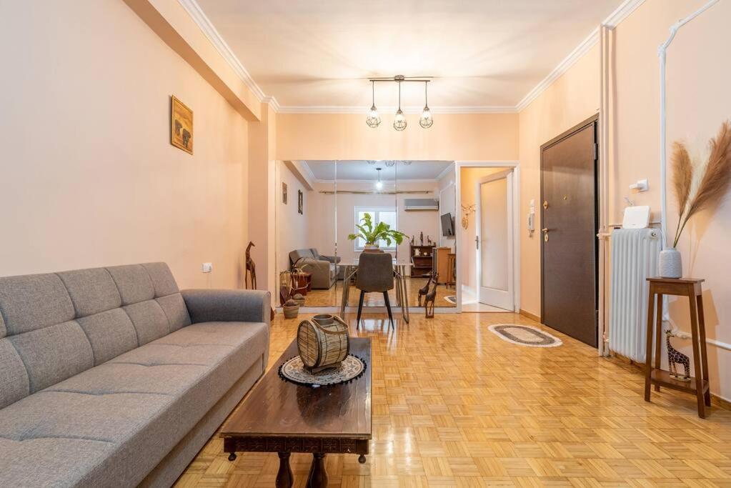 Modern African-Inspired Flat Apartment Athens Ngoại thất bức ảnh