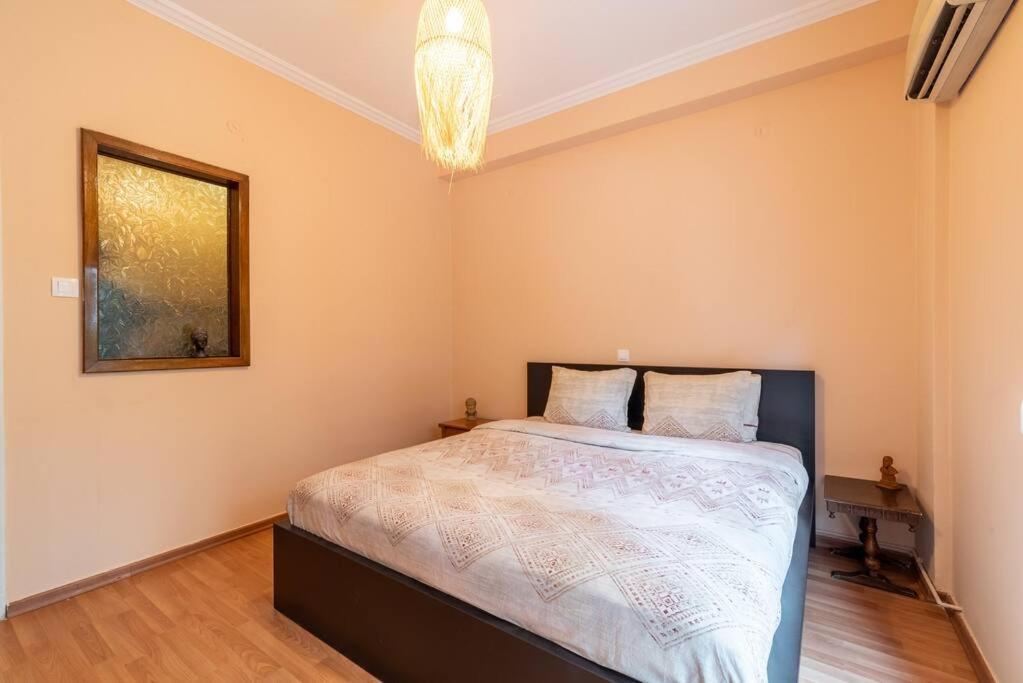 Modern African-Inspired Flat Apartment Athens Ngoại thất bức ảnh