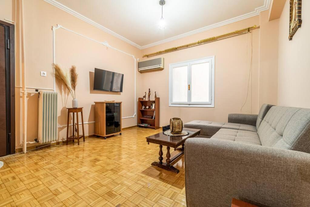 Modern African-Inspired Flat Apartment Athens Ngoại thất bức ảnh